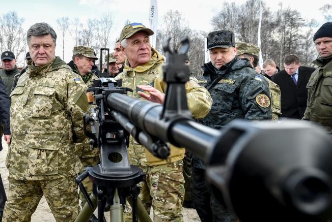 Ukraine đang tìm mọi cách để gia nhập NATO nhằm đối phó Nga