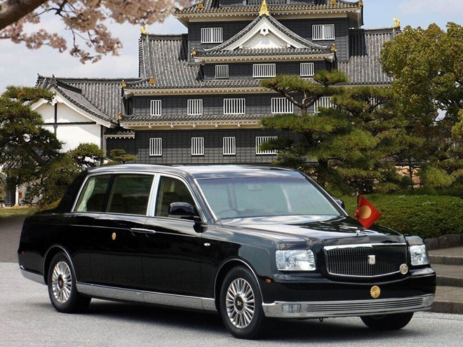 Toyota Century Royal được độ riêng cho Hoàng gia Nhật Bản. Ảnh:Innermobil.