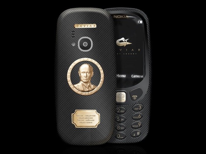 Chiếc Nokia 3310 đặc biệt dành cho “fan cuồng” Putin