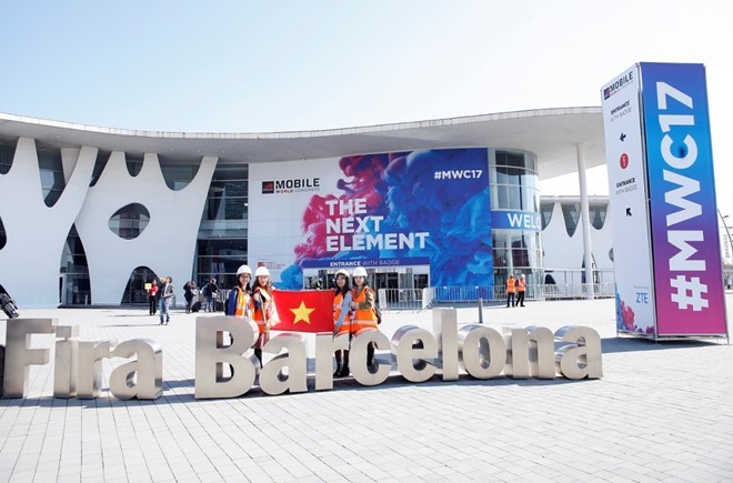 Hội nghị di động thế giới MWC 2017 diễn ra từ 27/2 đến 2/3 tại Barcelona, Tây Ban Nha chứng kiến nhiều sản phẩm và công nghệ mới được ra mắt.