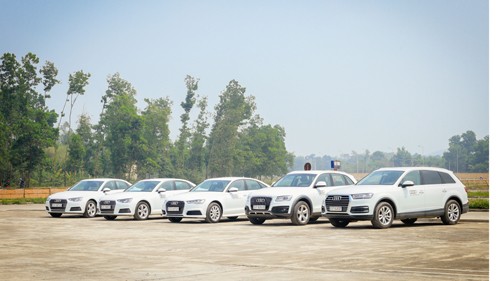 "Nhà nhập khẩu chính hãng Audi tại Việt Nam, chi nhánh Audi Hà Nội và Ủy ban Quốc gia APEC 2017 đang phối hợp để có một sự kiện APEC thành công tại Việt Nam“, ông Laurent Genet - Tổng giám đốc, nhà nhập khẩu chính hãng Audi tại Việt Nam chia sẻ..