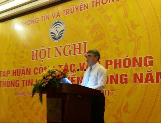Thứ trưởng Bộ TT&TT Nguyễn Minh Hồng phát biểu khai mạc Hội nghị