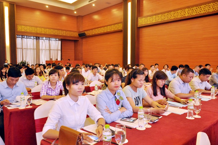 Các học viên tham dự hội nghị tập huấn
