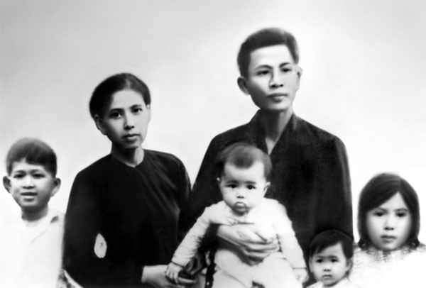 Gia đình đồng chí Võ Văn Kiệt (ảnh ghép).