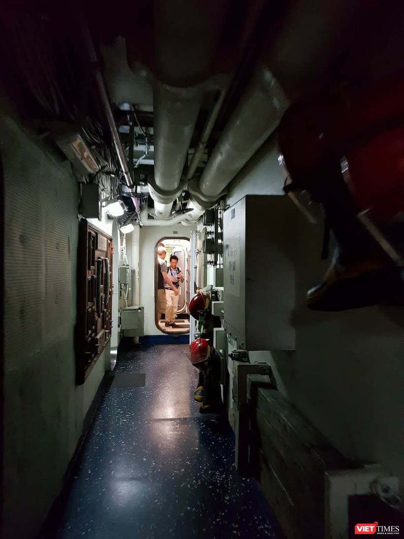 Bên trong siêu tàu sân bay USS Carl Vinson