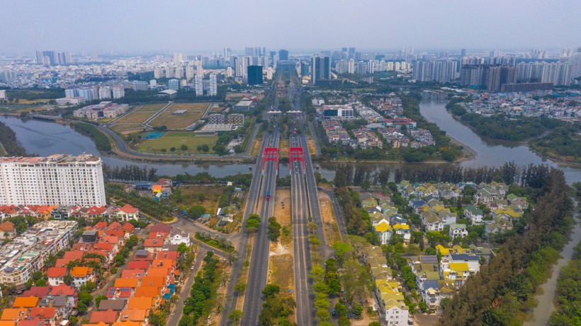 Với sự phát triển của hạ tầng, Khu Nam Sài Gòn luôn thu hút các nhà đầu tư & nhà phát triển bất động sản với các dự án lớn và chất lượng. Ảnh: Quang Định