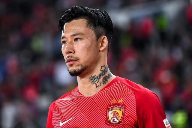 Vị trí và tầm ảnh hưởng của Zhang Linpeng tại đội tuyển Trung Quốc cũng giống như Trọng Hoàng tại đội tuyển Việt Nam. Ảnh FBCN
