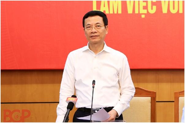Bộ trưởng Nguyễn Mạnh Hùng phát biểu tại buổi làm việc. Ảnh Mic
