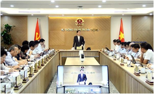 Bộ trưởng Nguyễn Mạnh Hùng phát biểu tại hội nghị. Ảnh Mic.