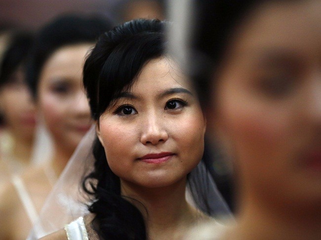 Ngày càng nhiều thanh niên Trung Quốc không lấy được vợ (Ảnh: Business Insider)