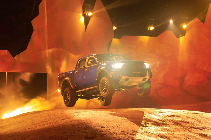 Ford Ranger Raptor bán tại Mỹ sẽ sử dụng động cơ xăng thay vì động cơ Diesel hiện có