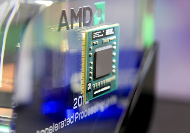 Chip máy tính AMD-A10-4600M Series APU. ẢNH: BLOOMBERG