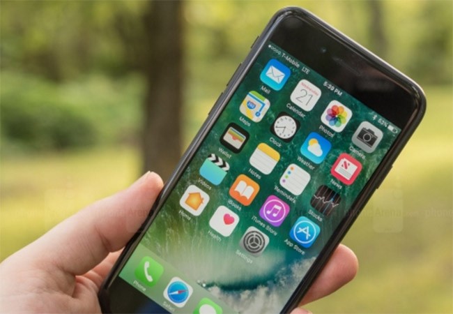 iPhone 8 sẽ là con bài chủ lực đem lại doanh thu khổng lồ cho Apple 