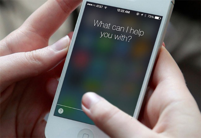 Siri là trợ lý ảo được cài đặt trong iPhone