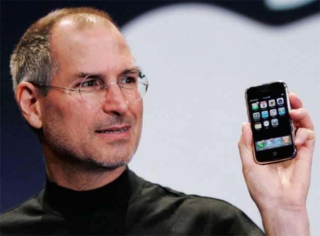Ông Steve Jobs giới thiệu iPhone tại hội thảo MacWorld 2007