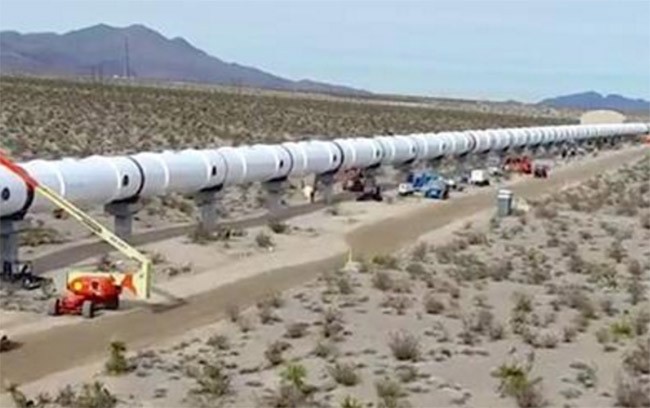 Tỷ phú Elon Musk với tham vọng xây đường ống vận chuyển cao tốc (ảnh: Business Insider)