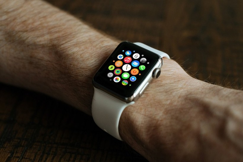Đồng hồ thông minh của Apple đã đưa ra cảnh báo kịp thời về tình trạng sức khỏe cho người bệnh (ảnh: Pixabay)