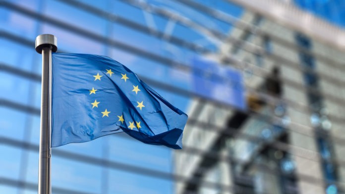 Các nhà soạn thảo luật EU đang xúc tiến ban hành một Chỉ thị về Bản quyền mới (ảnh: PacktHub) 