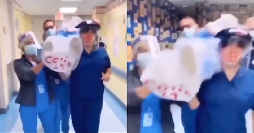 Các y tá vừa bê xác bệnh nhân vừa nhảy và quay video