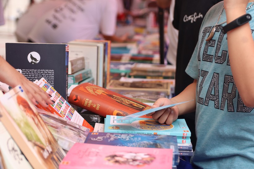 Hội chợ sách The Hidden Book 2020 quy tụ nhiều đầu sách đa dạng cho mọi lứa tuổi.