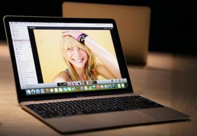 Apple được cho là đang nghiên cứu phát triển một dòng MacBook mới (Ảnh Reuters)