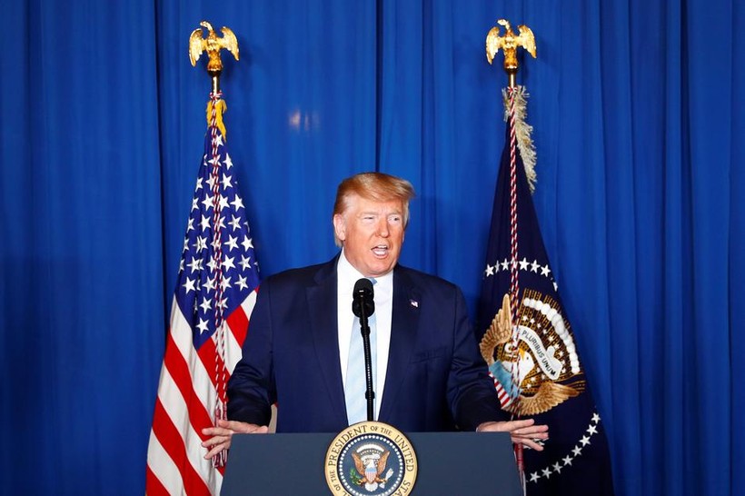 Tổng thống Trump đe dọa tấn công Iran nếu có hành động trả đũa (Ảnh: Reuters)