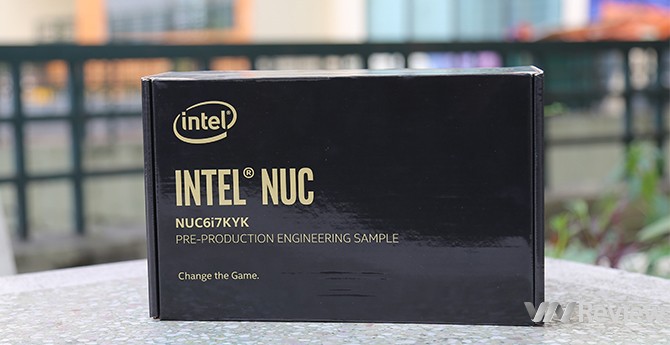  Intel NUC NUC6i7KYK