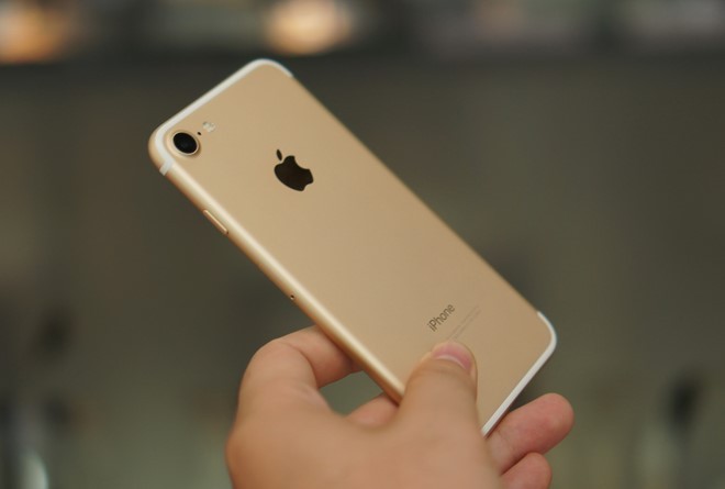 iPhone 7 có sức khác biệt về hiệu suất mạng giữa bản dùng chip modem của Qualcomm và Intel. Apple vừa cố tình thay đổi điều này bằng cách hạn chế hiệu năng của bản dùng chip Qualcomm.