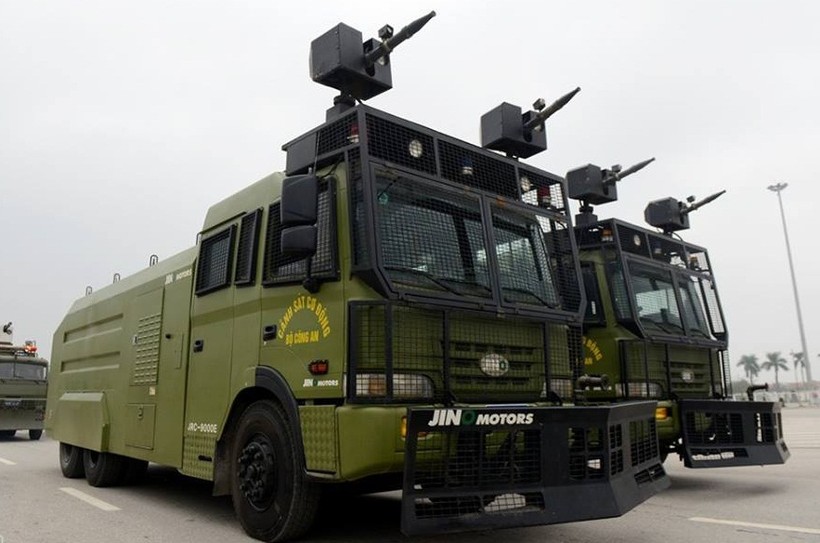 JRC-9000E là trang bị quan trọng của lực lượng chống bạo động Việt Nam