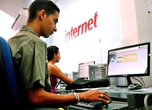 Cuba: 20 năm hành trình hòa nhập Internet toàn cầu