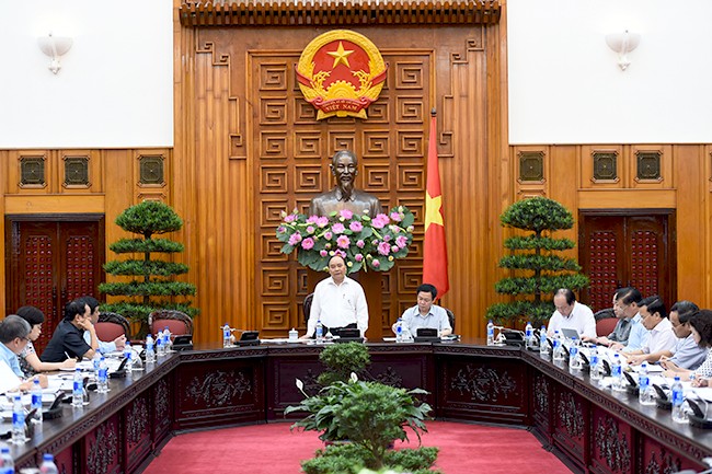 Thủ tướng Nguyễn Xuân Phúc chủ trì buổi làm việc.