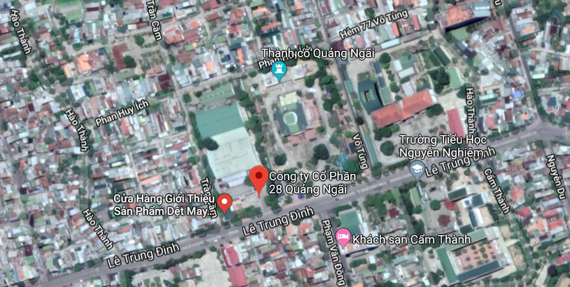 CTCP May 28 Quảng Ngãi tọa lạc tại số 121 Lê Trung Đình, một vị trí "vàng" tại trung tâm Tp. Quảng Ngãi.