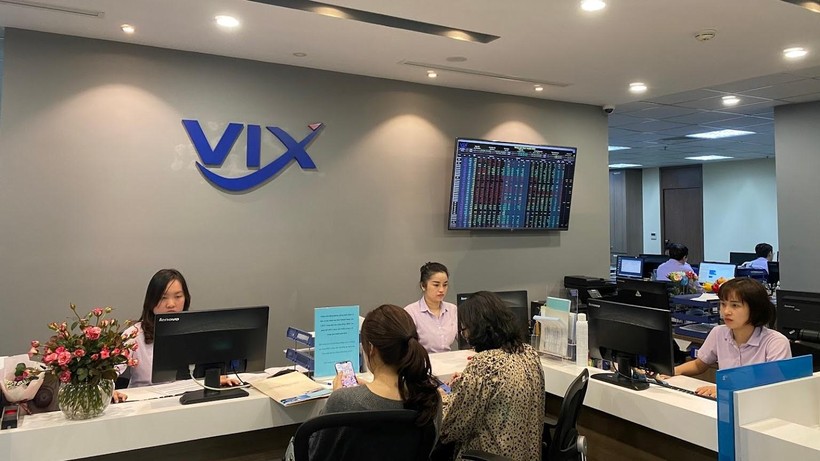 VIX lãi hơn 240 tỉ đồng từ tự doanh chứng khoán