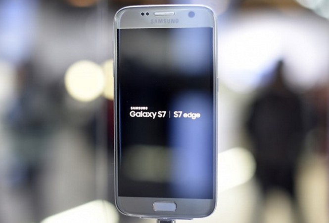 Galaxy S7 là mẫu smartphone mới nhất của Samsung - Ảnh: AFP