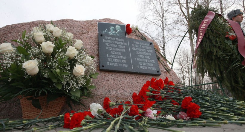 Ba Lan lợi dụng tai nạn Tu-154 để chống Nga