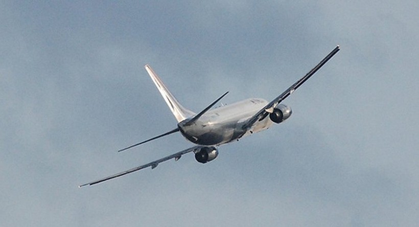 Nga: Boeing-737 "bốc hơi" từ kho sân bay
