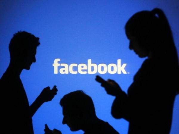 Facebook "hốt" 10.2 tỷ USD quảng cáo từ 1,65 tỷ người tham gia
