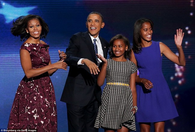 Ông Obama quyết định ở lại Washington D.C. để con gái út có thể hoàn thành nốt chương trình học trung học.