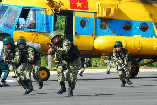 Video: Lực lượng đặc công chống khủng bố của Việt Nam tinh nhuệ đến mức nào?