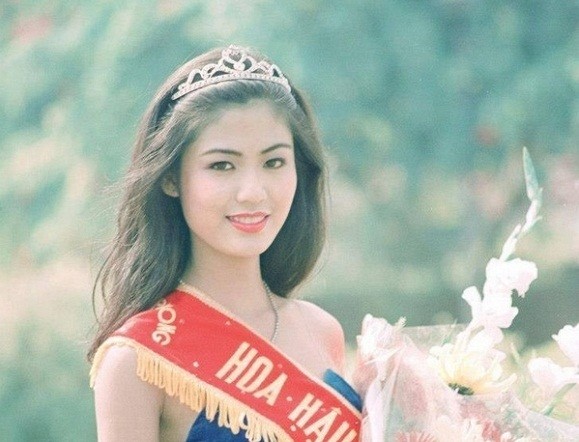 Hoa hậu Nguyễn Thu Thuỷ sinh năm 1976, đăng quang Hoa hậu Việt Nam năm 1994.