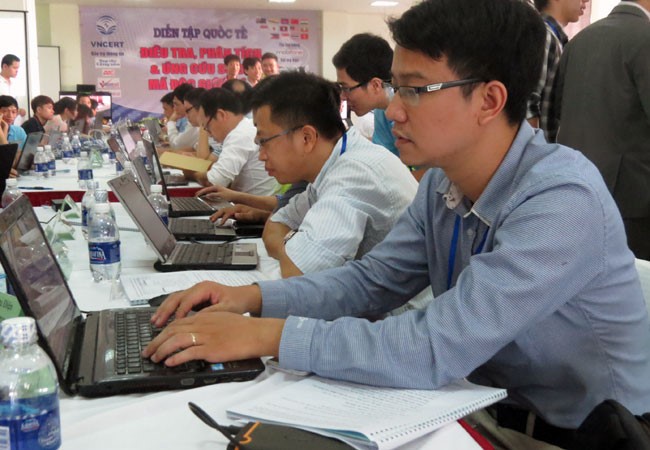 Các đội của Việt Nam đã cùng với các chuyên gia an ninh mạng quốc tế tham gia cuộc diễn tập quốc tế về an toàn thông tin.