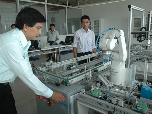 Khu công nghệ cao Hòa Lạc là nơi chuyển giao công nghệ lớn nhất Việt Nam