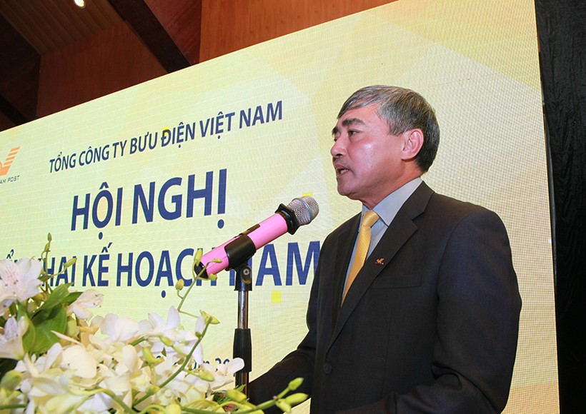 Thứ trưởng Bộ TTTT Nguyễn Minh Hồng phát biểu tại hội nghị