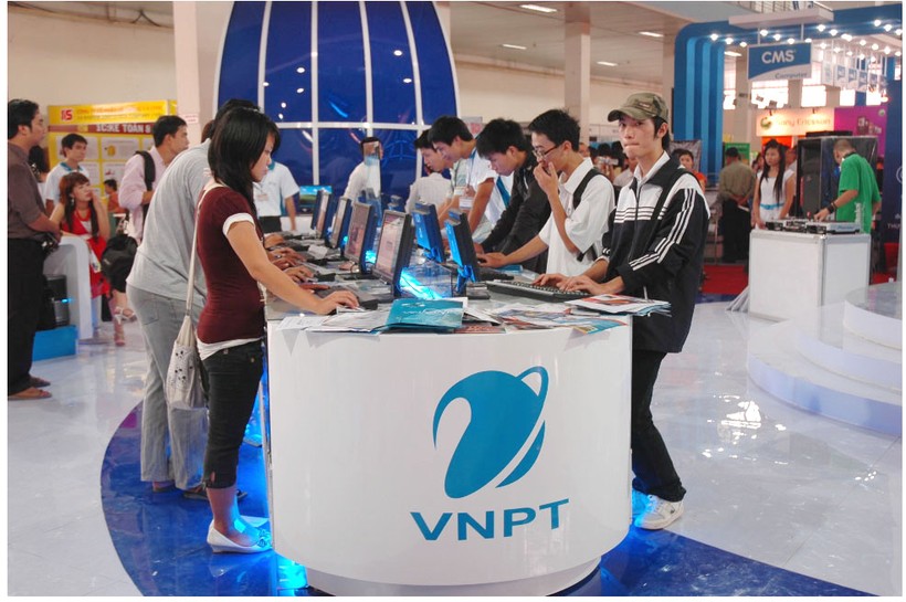 Trong buổi làm việc với VNPT tháng 8/2016, Thủ tướng Nguyễn Xuân Phúc cho rằng, VNPT đã tiến hành tái cơ cấu để tập trung thống nhất, áp dụng biện pháp quản trị doanh nghiệp tốt, chất lượng dịch vụ nâng lên, hiệu quả sản xuất kinh doanh được nâng lên, vốn