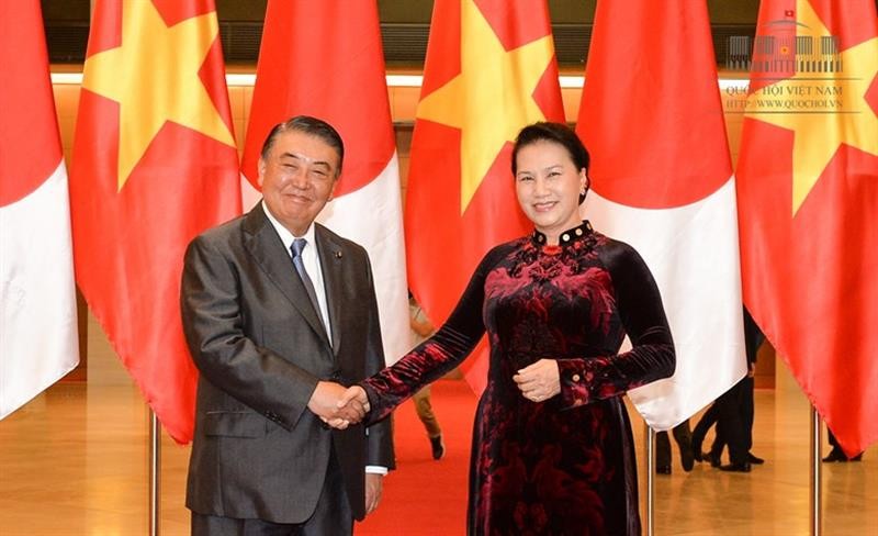 Chủ tịch Quốc hội Nguyễn Thị Kim Ngân đón Chủ tịch Hạ viện Nhật Bản Oshima Tadamori 