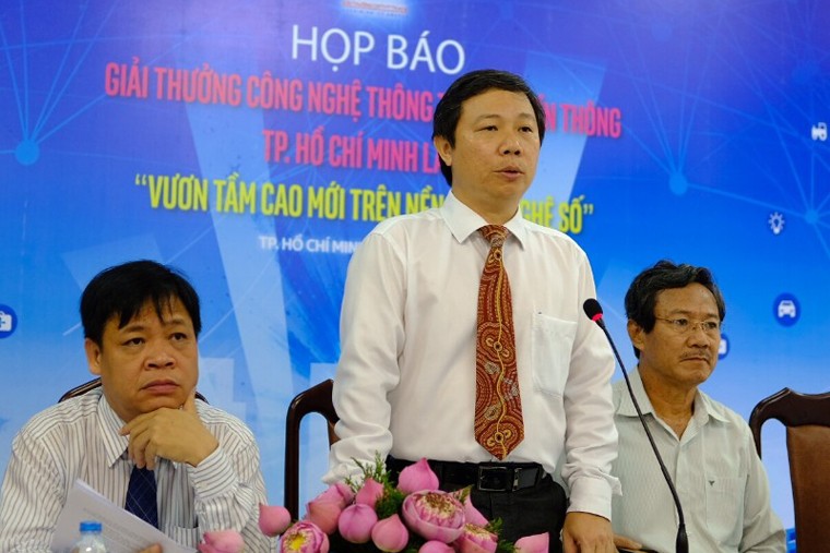 Ông Dương Anh Đức, Giám Sở TT&TT thành phố Hồ Chí Minh, phát biểu tại buổi họp báo - Ảnh: H.Đ - ICT News