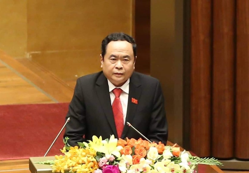 Chủ tịch MTTQ Việt Nam Trần Thanh Mẫn trình bày báo cáo. 