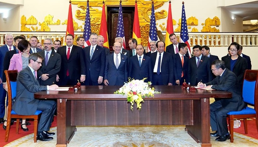 Lễ ký kết các thỏa thuận kinh doanh Hoa Kỳ và Việt Nam