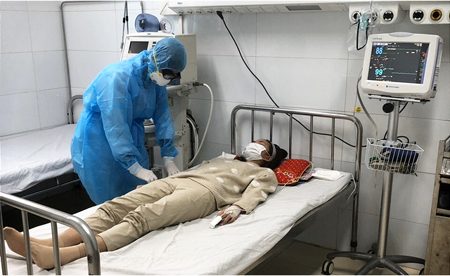 Nữ bệnh nhân N.T.T (25 tuổi, quê Yên Định, Thanh Hóa) đã ổn định sức khỏe và đang chờ kết quả xét nghiệm nCoV. (Ảnh: Báo Thanh Hóa)