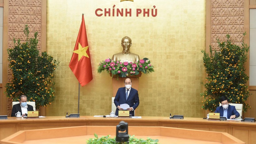 Thủ tướng Nguyễn Xuân Phúc chủ trì cuộc họp Thường trực Chính phủ về phòng, chống dịch COVID-19.